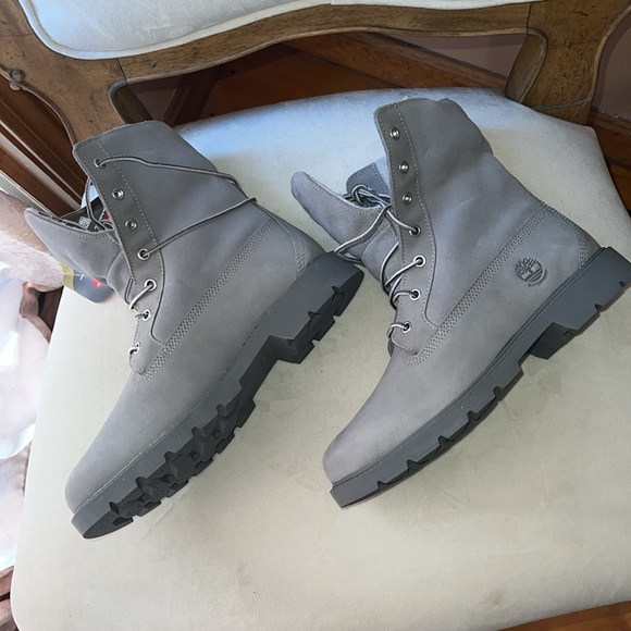 Timberland Suede Boots - Picture 6 of 17